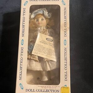 IDEAL Doll with Blue Dress and Hat
Nursery collection